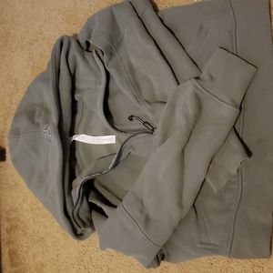 Lululemon Scuba Oversized Half-Zip Grey Sage xs/s